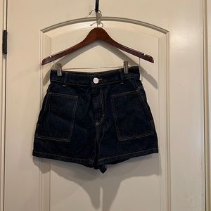 Woman’s Zara High-waisted jean shorts size 6